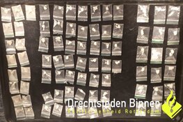 19-jarige heeft ruim 80 zakjes drugs op zak