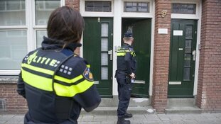 Jonge overvallers dringen woning binnen in Dordrecht