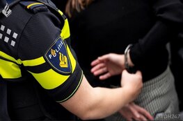 Agressieve man in Dordrecht aangehouden na bedreiging, mishandeling en aanrijdingen