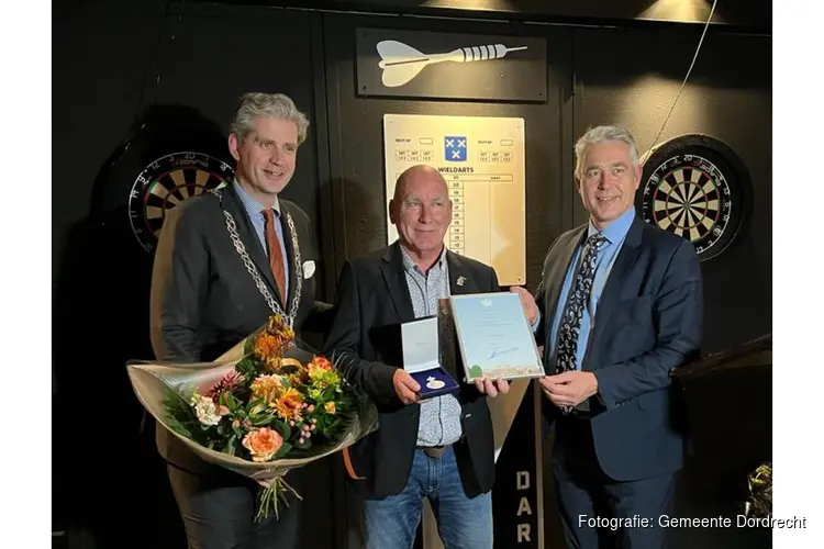 Koninklijke Erepenning voor voetbalvereniging Wieldrecht