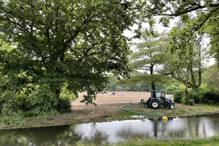 Bouwhekken deel Weizigtpark blijven langer staan