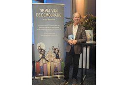 Prognose of fictie? De val van de democratie blijkt ingrijpend
