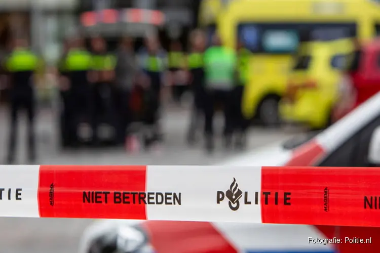 Politie op zoek naar twee verdachten na woningoverval in Dordrecht