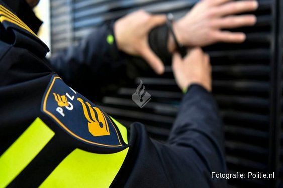 17-jarige verdachte aangehouden na mishandeling, Van Eesterenplein Dordrecht