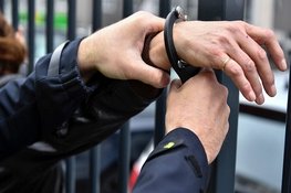 Twee verdachten aangehouden voor openlijke geweldpleging en bedreiging