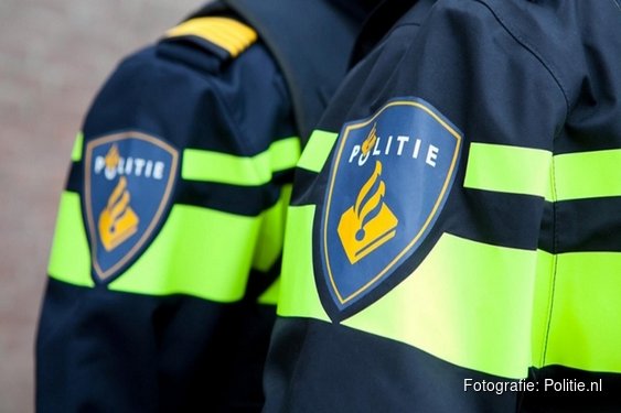 Pakket met vuurwerk leidt tot vondst van meer vuurwerk in huis Barendrecht
