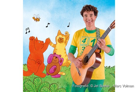 Dirk Scheele en Dikkie Dik komen samen naar het theater!